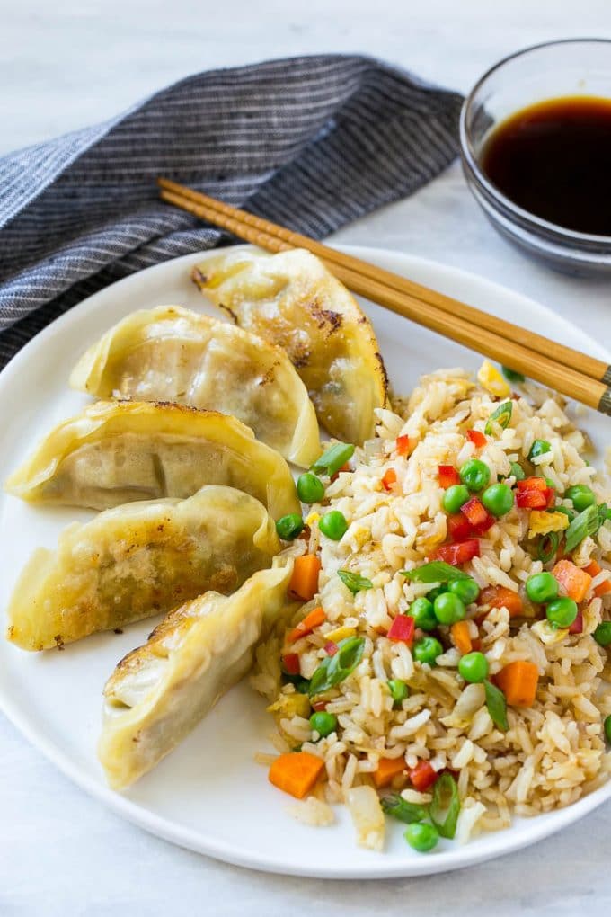Veggie Fried Rice Recipe | Vegetarian Fried Rice | Easy Fried Rice Recipe | Chinese Food #rice #friedrice #veggie #vegetarian #sidedish #bajap Potstickers served with veggie fried rice.