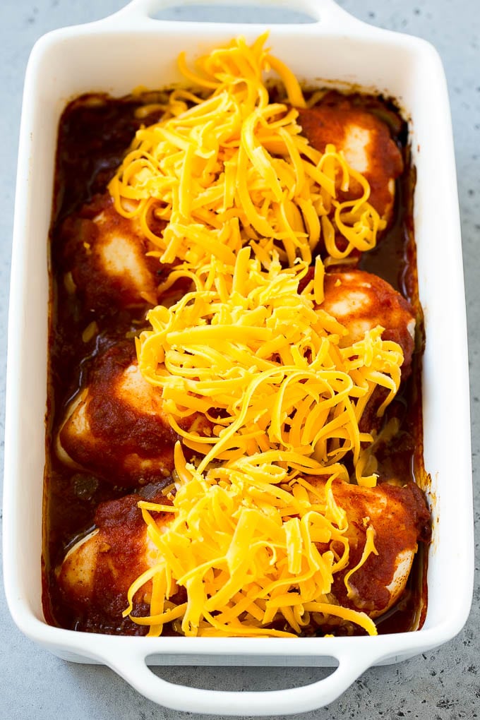Salsa Chicken Recipe | Baked Chicken | Mexican Chicken #chicken #salsa #mexican #lowcarb #keto #glutenfree #dinner #bajap White meat poultry topped with shredded cheddar cheese.