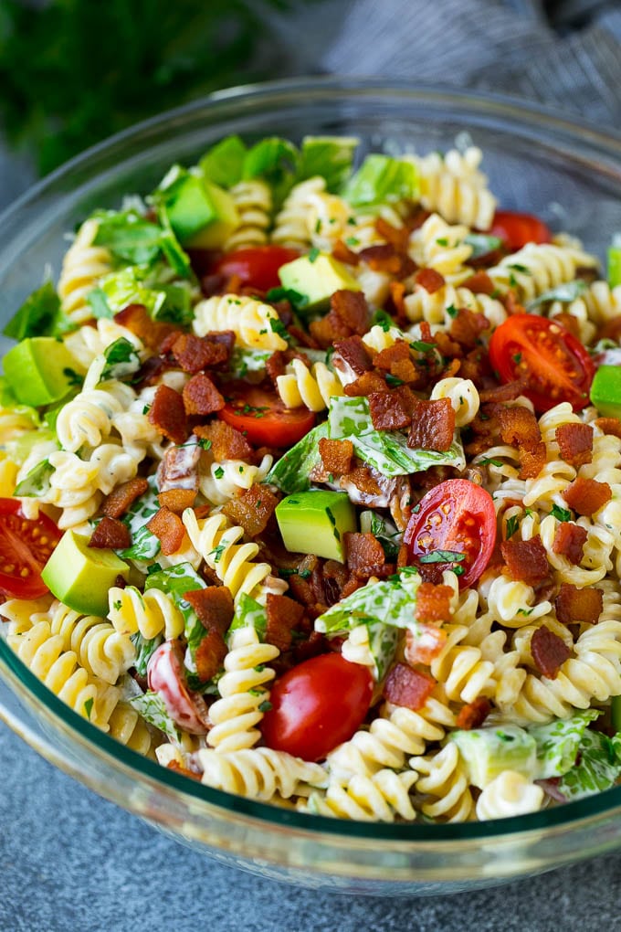 BLT Pasta Salad Recipe | Easy Pasta Salad | Bacon Pasta Salad #salad #pasta #blt #bacon #avocado #dinner #bajap BLT pasta salad in a creamy ranch dressing.
