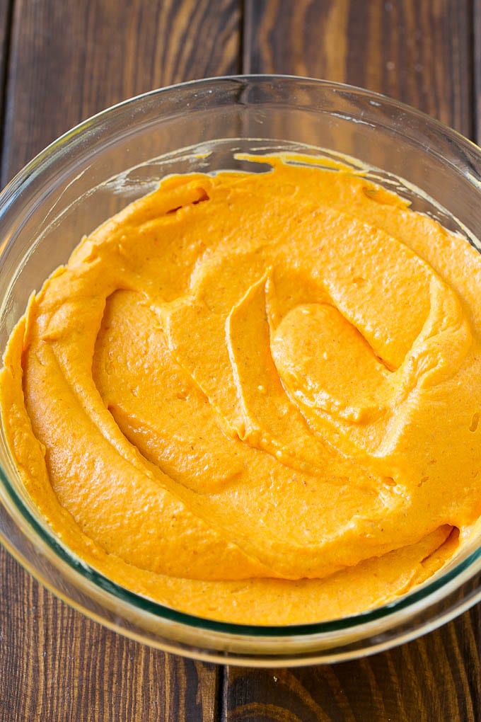 Pumpkin Dip Recipe | Dessert Dip | Pumpkin Pie Dip #pumpkin #dessert #dip #fall #thanksgiving #bajap A bowl of fluffy pumpkin dip.