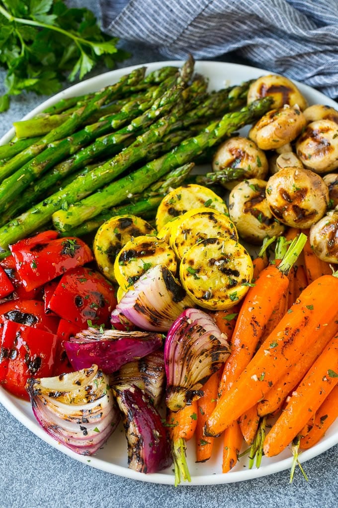 Grilled Vegetables Recipe | Marinated Vegetables | Grilled Veggies #vegetables #veggies #grilling #glutenfree #lowcarb #keto #dinner #bajap #cleaneating #healthy A colorful platter of grilled vegetables flavored with garlic and herbs.