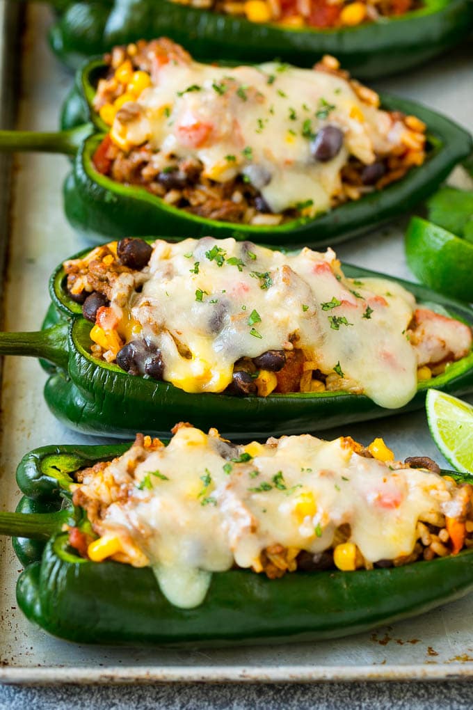 Stuffed Poblano Peppers | Stuffed Peppers | Pasilla Peppers #peppers #stuffedpeppers #beef #rice #beans #corn #dinner #bajap Stuffed poblano peppers filled with rice, corn, beans and meat.