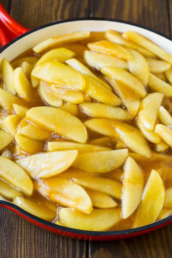 Dutch Apple Pie Recipe | Homemade Apple Pie #pie #apple #dessert #baking #fall #bajap Homemade apple pie filling in a skillet.