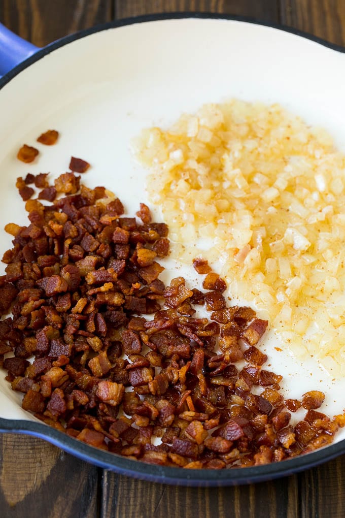 Green Beans with Bacon Recipe | Bacon Green Beans #bacon #greenbeans #sidedish #thanksgiving #veggies #dinner #bajap Cooked bacon and sauteed onions in a skillet.