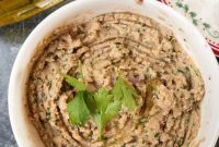 Creamy Homemade Chickpea Spread
