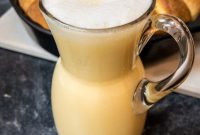Quick and Creamy Vanilla Sauce