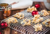 White Chocolate Cranberry Cornflake Crunch Cookies