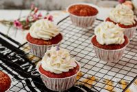 Easy Red Velvet Cupcakes No Buttermilk