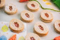 Vegan Easter Apricot Jam Cookies