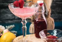 Mastering the Classic Clover Club Cocktail