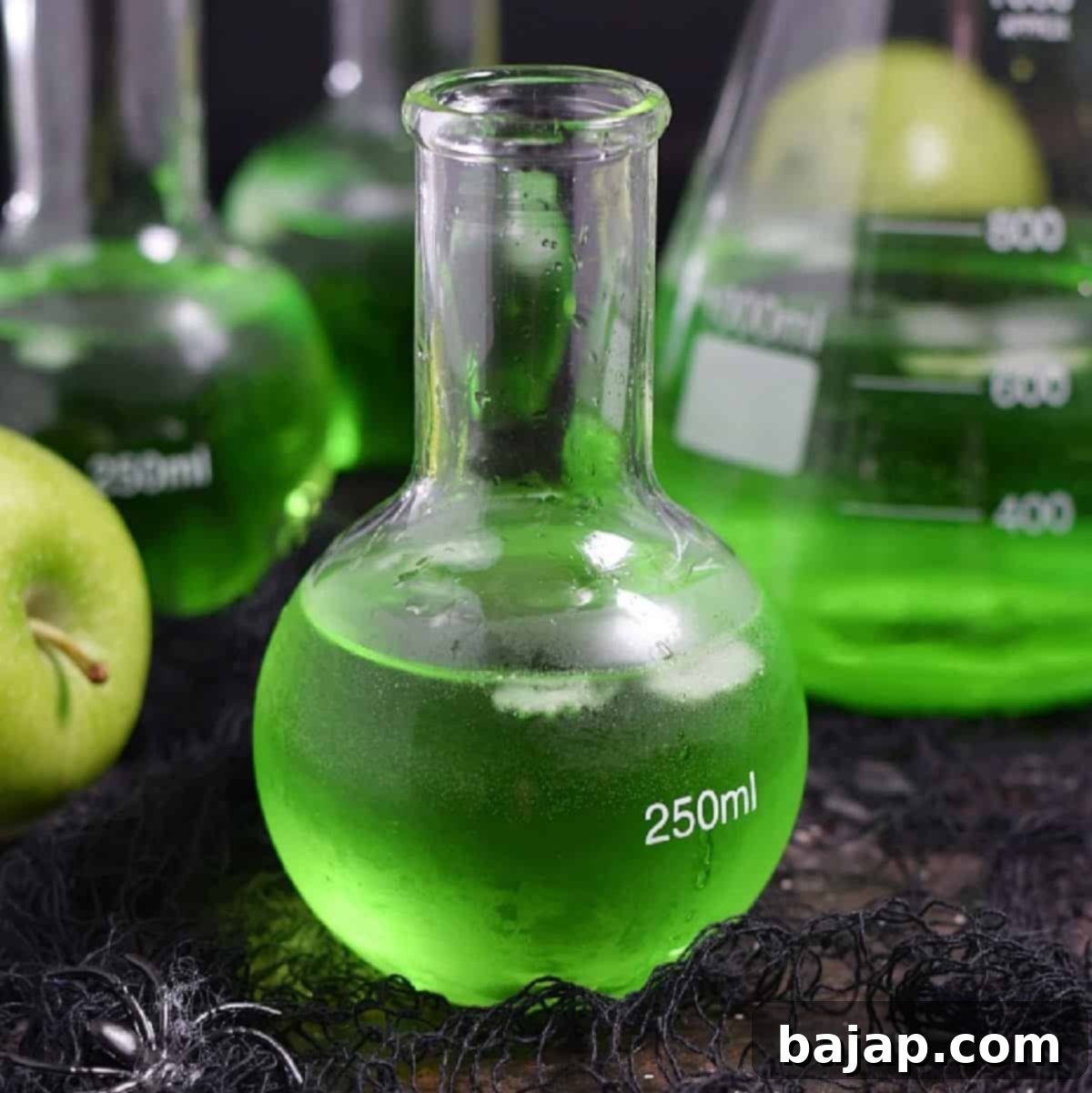 halloween cocktail recipes