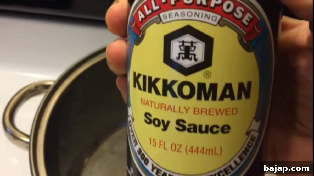 Take soy sauce in a bowl.