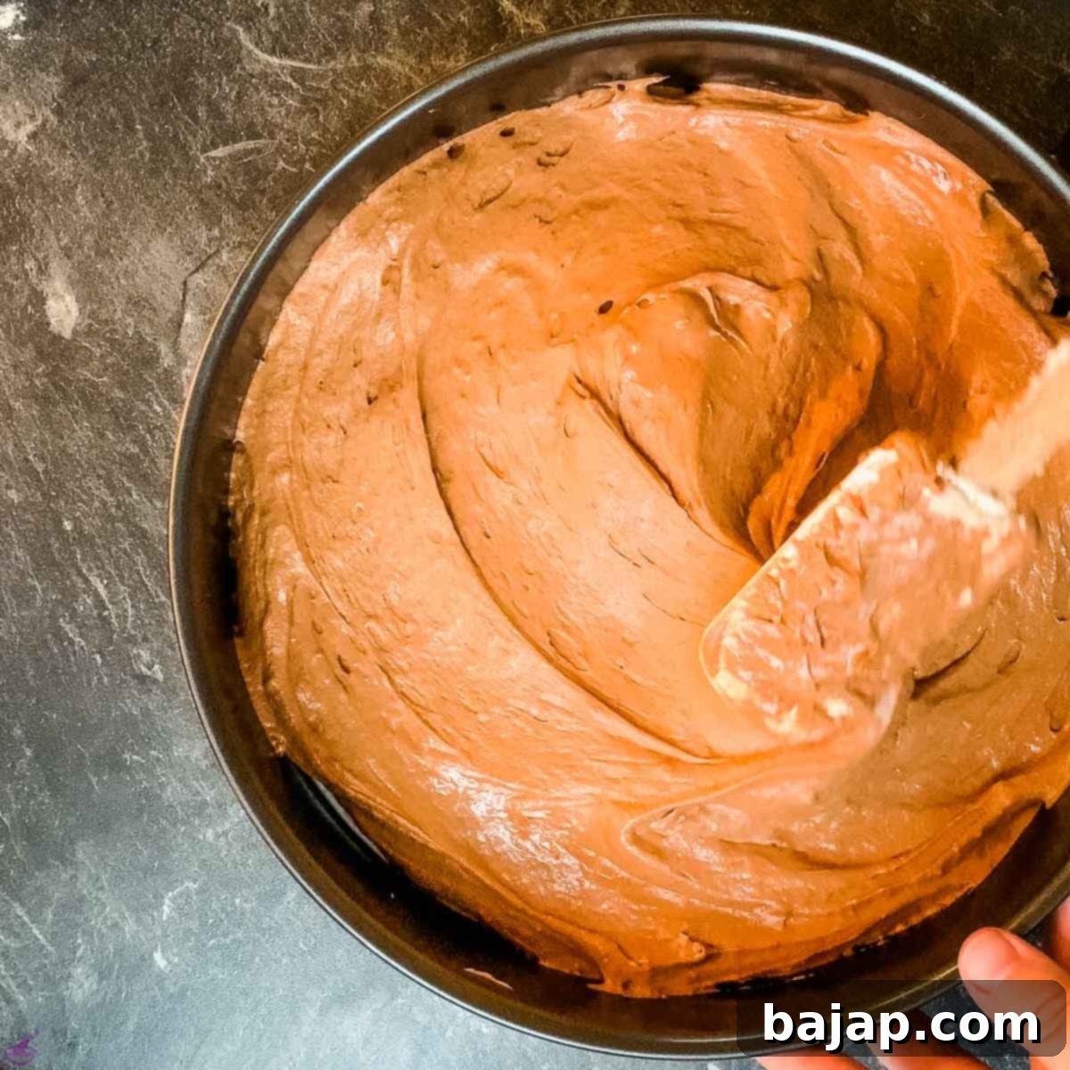 Spread the dough in a springform pan.