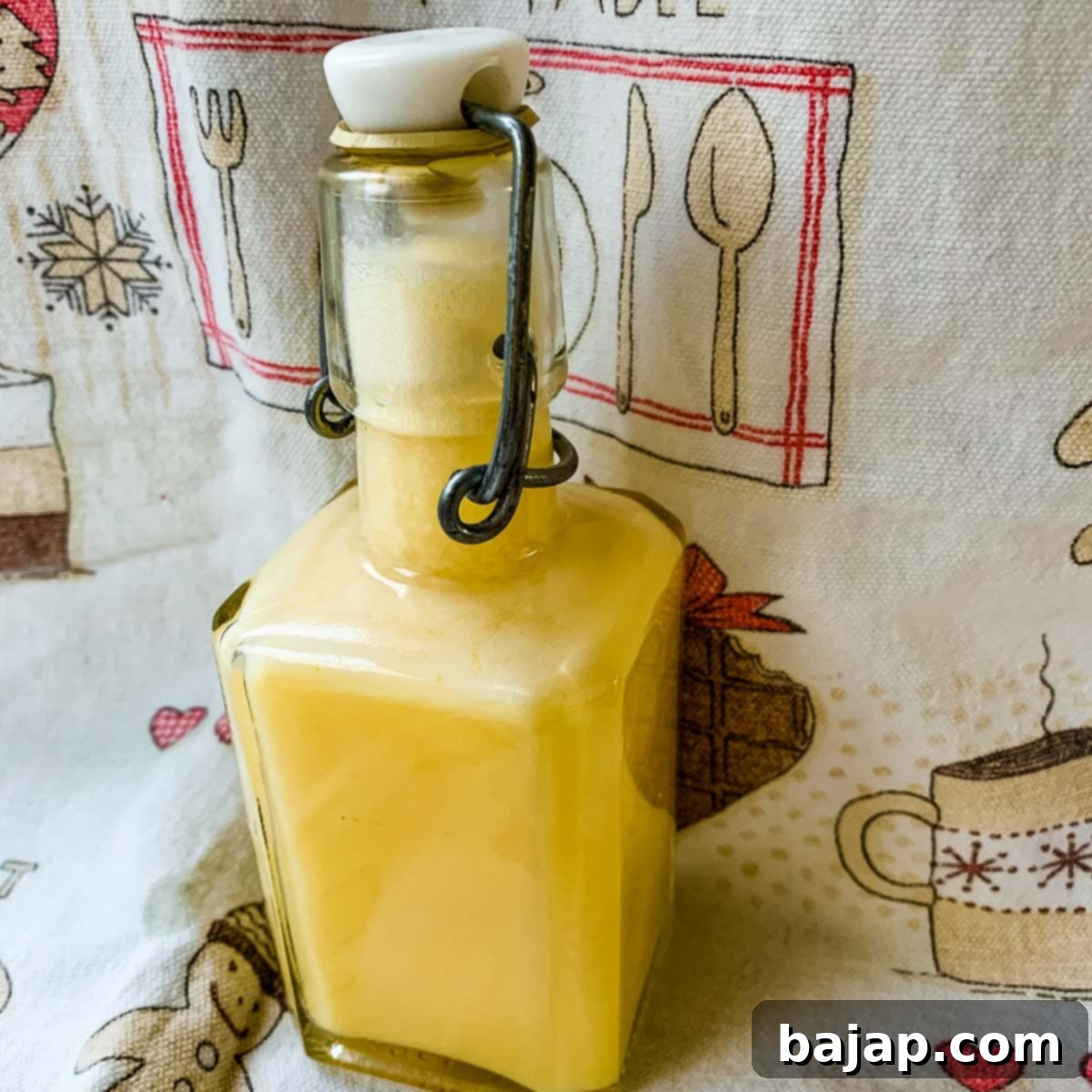 How to make homemade advocaat egg liqueur? - explained step by step.
