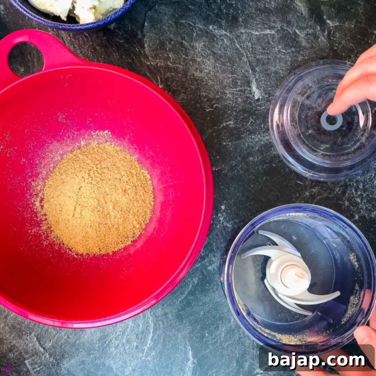 Crush the graham crackers into crumbs.