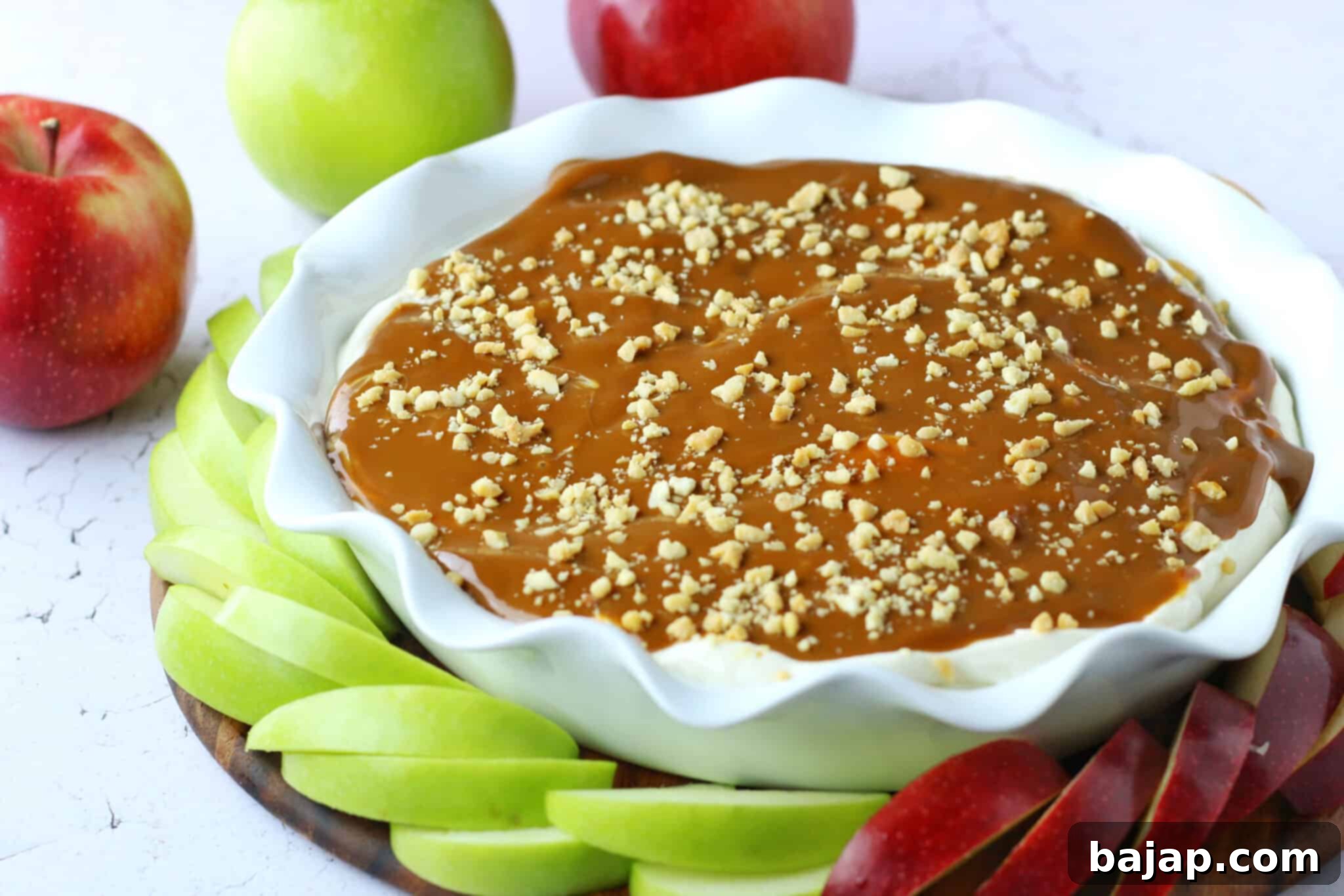 Caramel Apple Cheesecake Dip