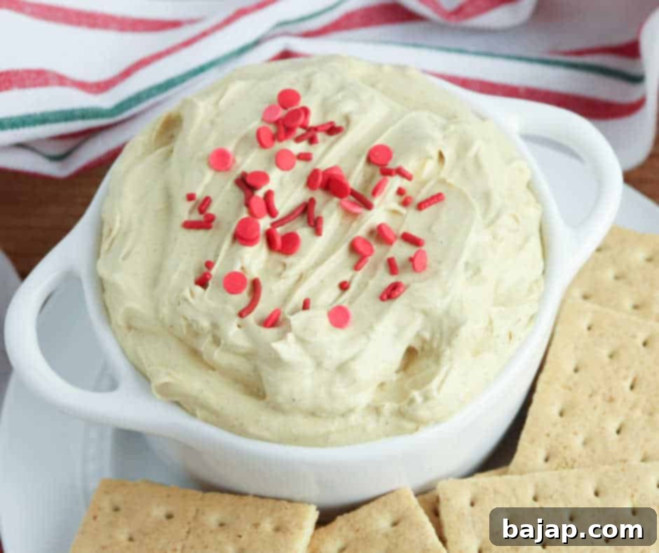 Warm and spicy Gingerbread Dip, ideal for the holiday season.