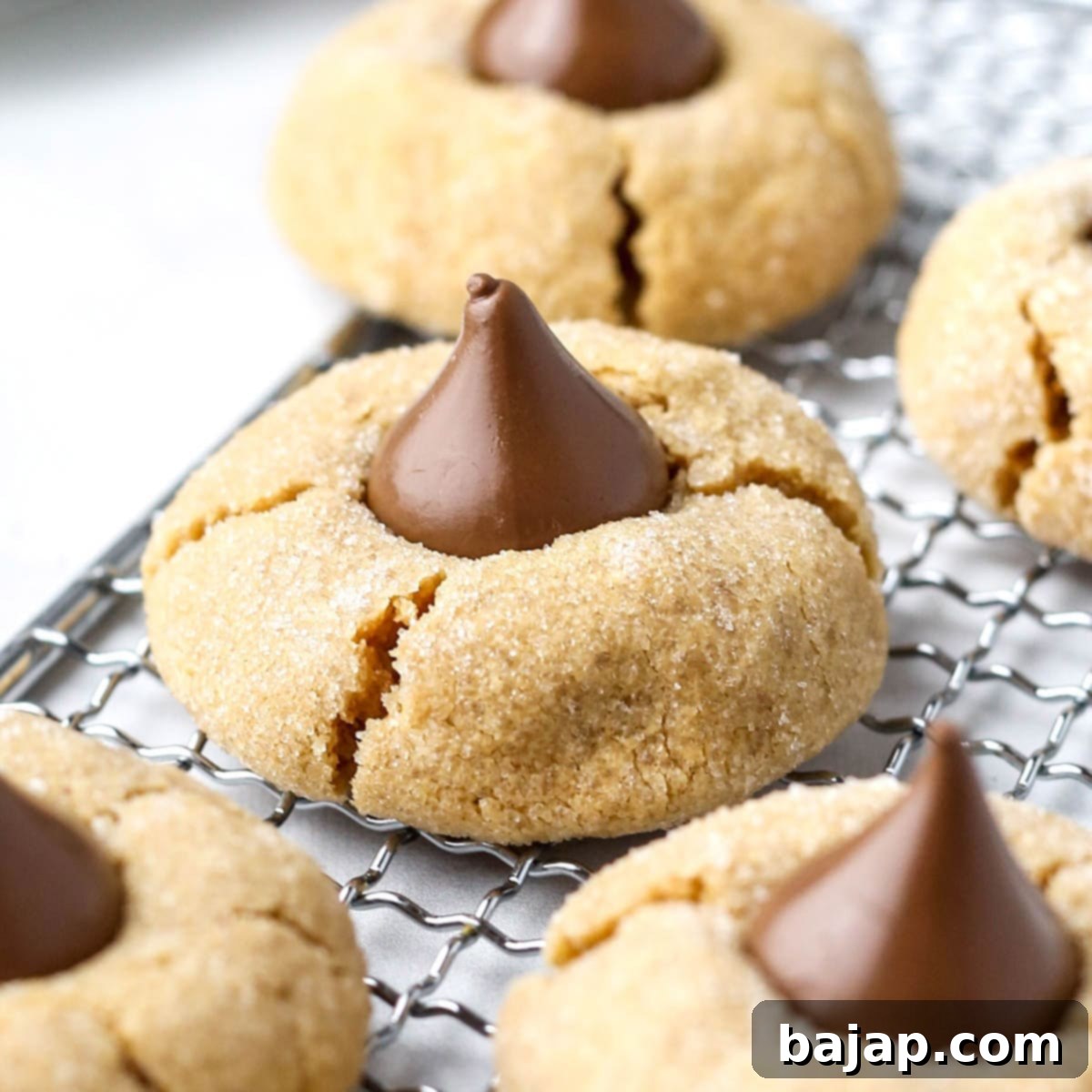 3-ingredient peanut butter blossoms cookies