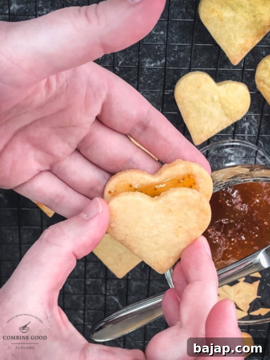 Put the cookies together.