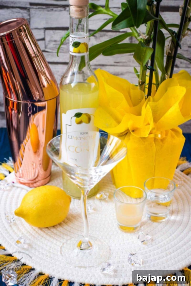 Limoncello martini ingredients - lemon juice, limoncello, vodka.