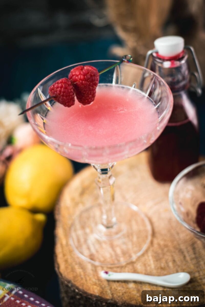 Gorgeous, clover club cocktail. A yummy and beautiful pink drink.