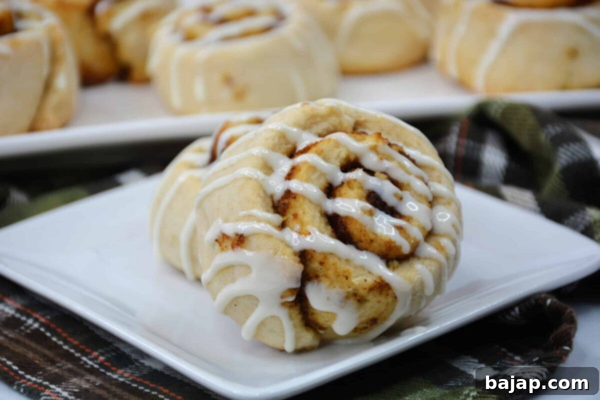 No Yeast Pumpkin Cinnamon Rolls with Cream Cheese Glaze