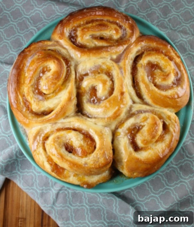 Delicious Peach Pie Cinnamon Rolls