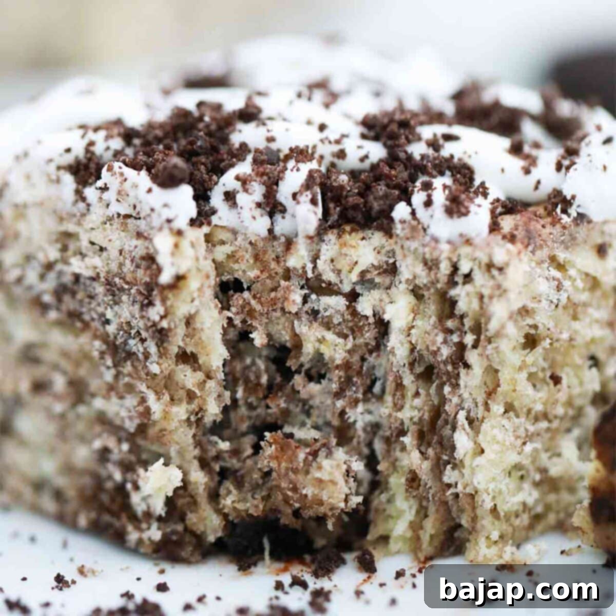 Oreo Cinnamon Rolls filled with creamy and crunchy Oreos