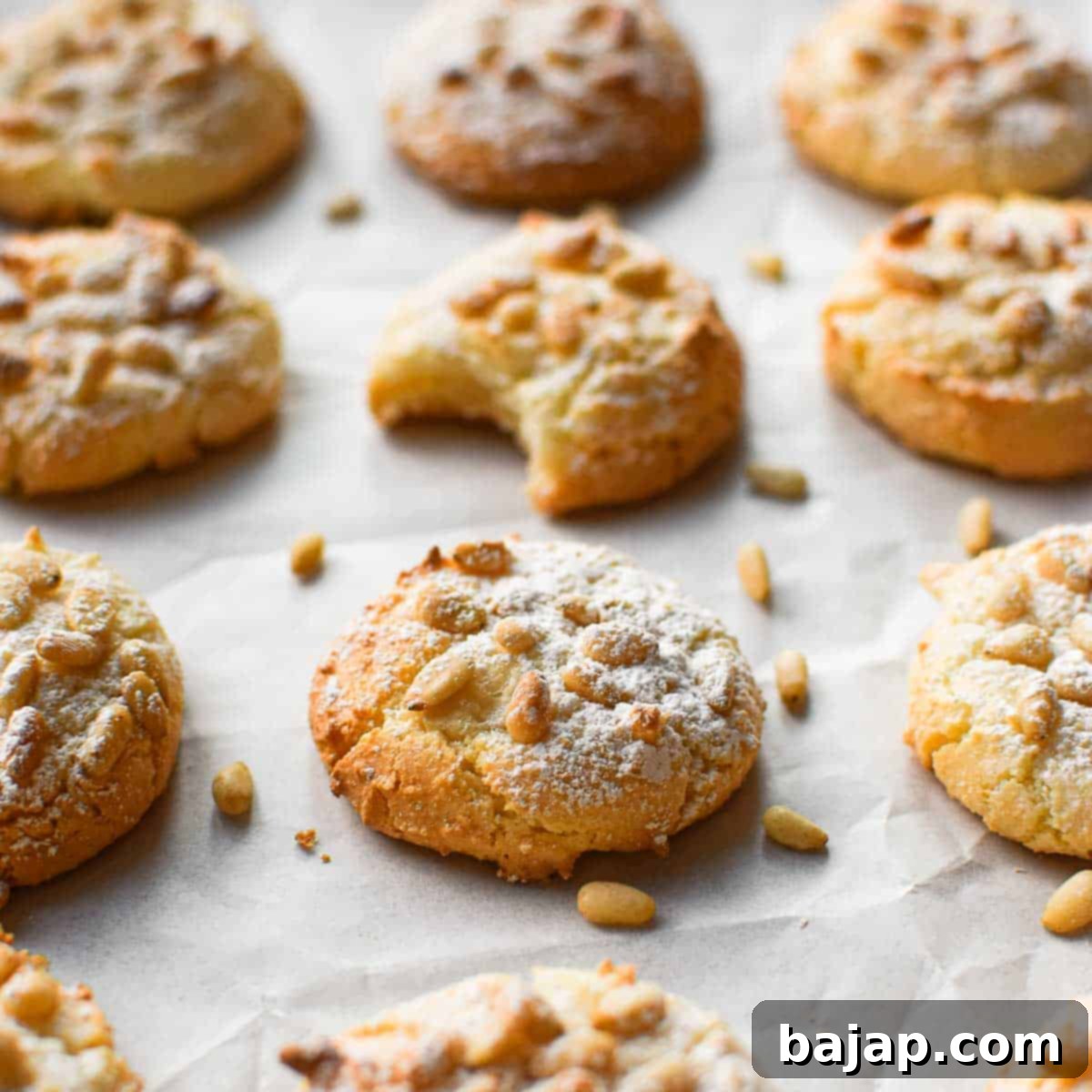 Bring holiday cheer with Christmas cookies from around the world!