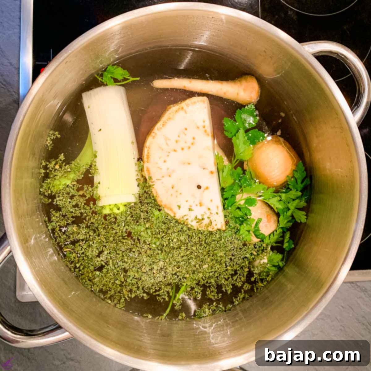 Cook the Tafelspitz for 2,5 hours.