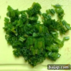 Finely chopped fresh chives