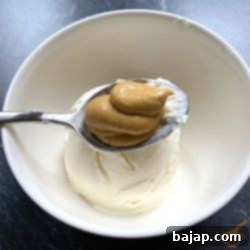 Crème fraîche and mustard in a bowl