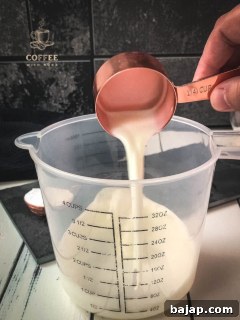 Iced Vanilla Cream Coffee: A Refreshing Homemade Brew 3 Add the heavy cream to the mixing bowl.